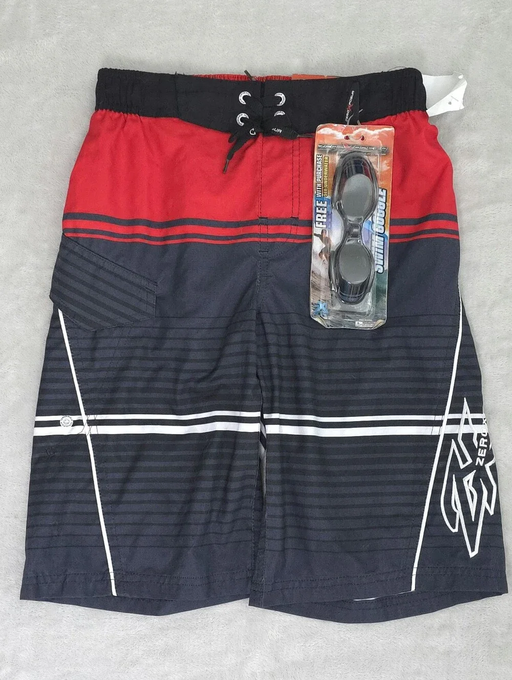 NWT ZeroXposur Boys Board Shorts Swim Trunks Striped Size 10/12 With Goggles